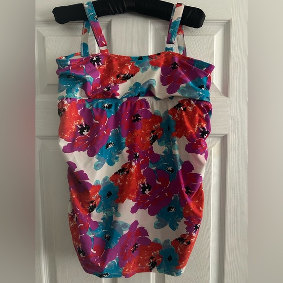 Mazu Swim Floral Plus Size (14) Tankini Top only Padded tata Support Cinched - Picture 6 of 10